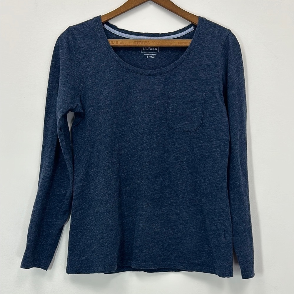 L.L. Bean Women's Navy Long Sleeve Top Size Small 100% Cotton Blue Pocket Staple